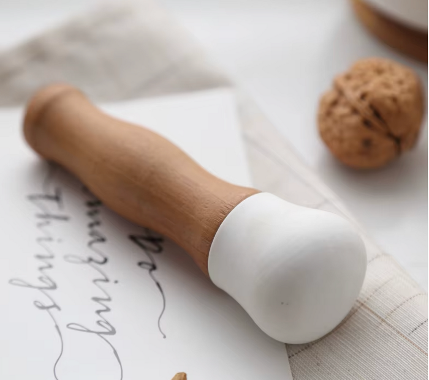 Mortero de cerámica y  madera