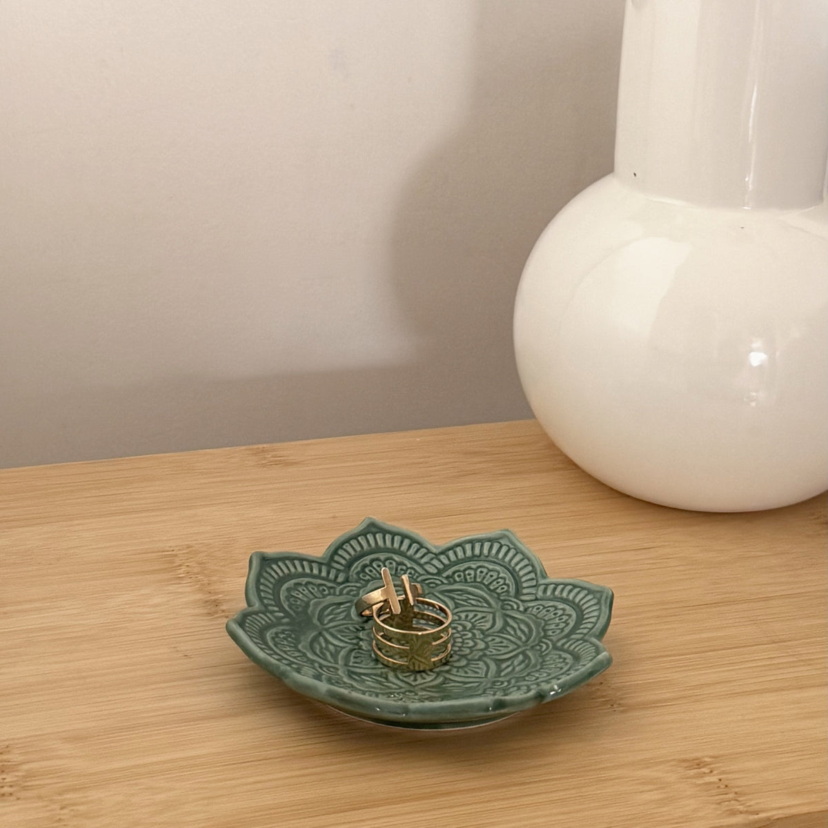 Platito Mandala Loto Cerámica Verde Jade