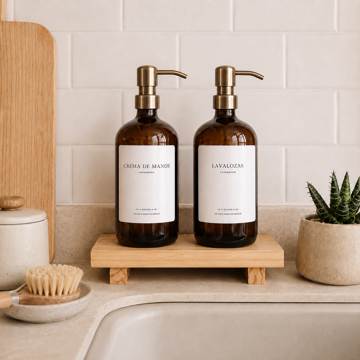 Pack 2 dispensadores vidrio ámbar 500 ml+ Pedestal de Madera -Acero Inoxidable